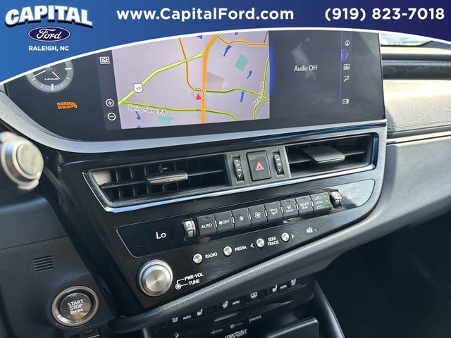 Used 2022 Lexus ES 350 Ultra Luxury w/ Accessory Package 2 FWD image 26