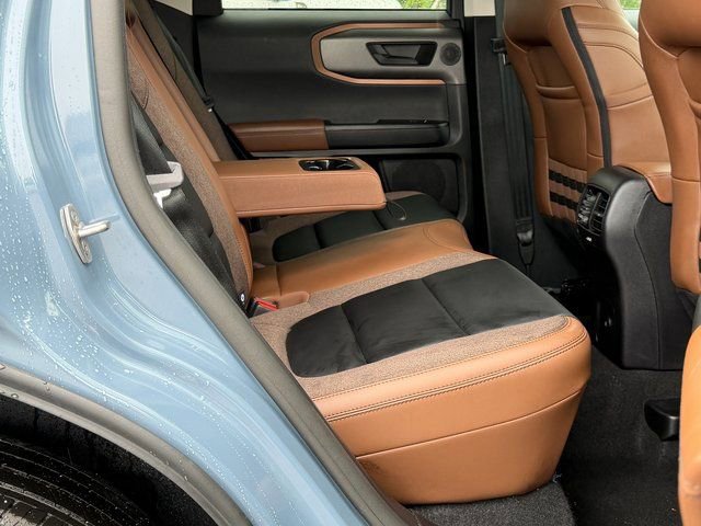 Certified 2025 Ford Bronco Sport Outer Banks w/ Outer Banks Tech Package+ AWD/4WD image 34