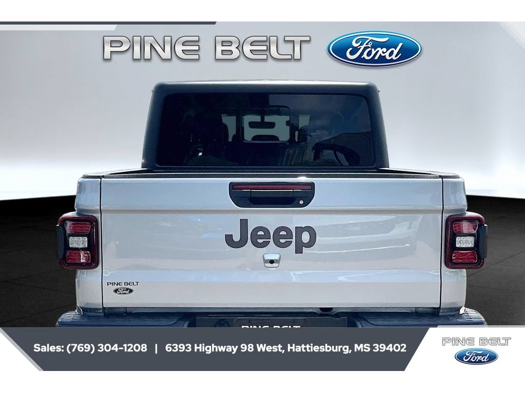 Used 2023 Jeep Gladiator Rubicon w/ LED Lighting Group AWD/4WD image 4