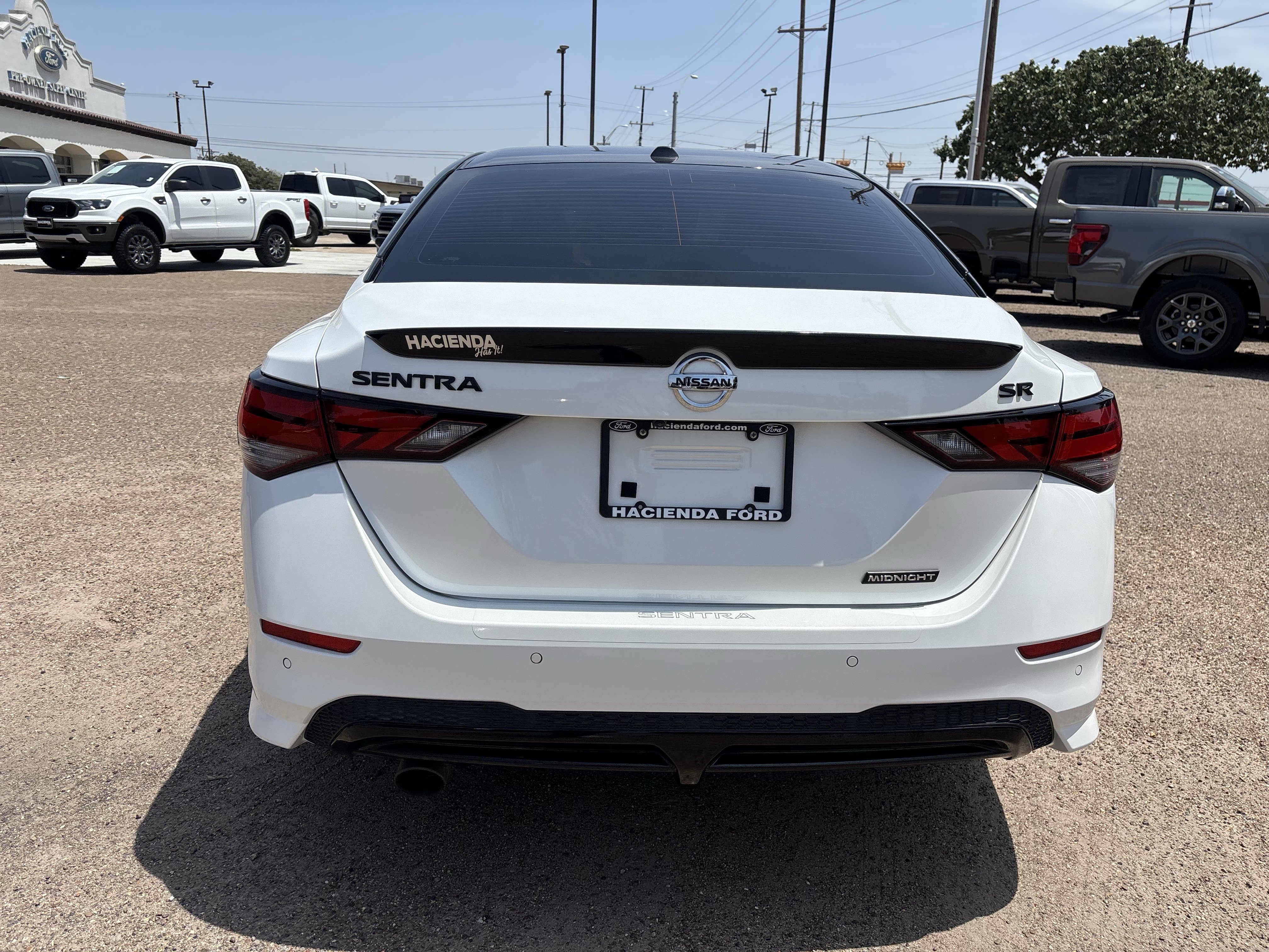 Used 2023 Nissan Sentra SR w/ Midnight Edition Package FWD image 3