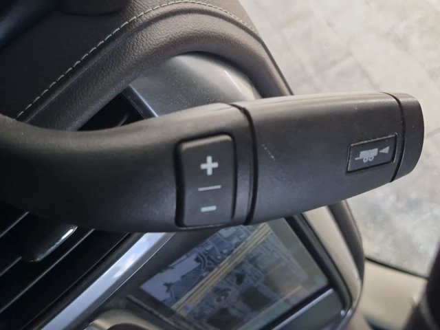 Used 2018 Chevrolet Silverado 1500 LTZ w/ Texas Edition RWD image 14