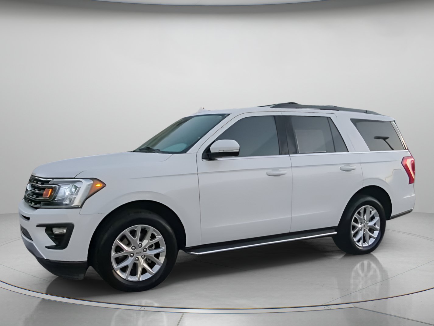 Certified 2021 Ford Expedition XLT RWD image 14