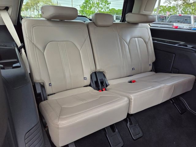 Certified 2024 Ford Expedition Limited image 16