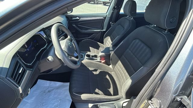 Used 2023 Volkswagen Jetta Sport FWD image 17