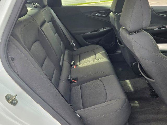 Used 2021 Chevrolet Malibu LT FWD image 9