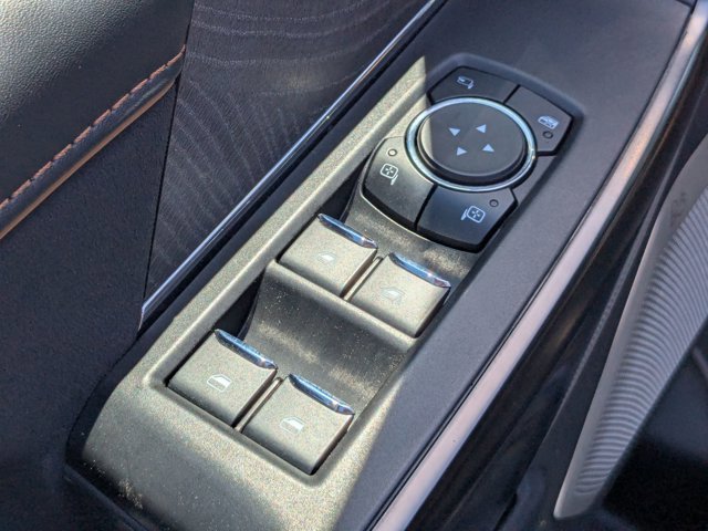 Certified 2022 Ford F150 Platinum w/ Equipment Group 701A High image 16