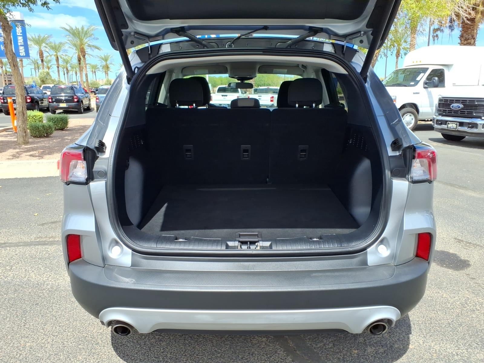 Certified 2022 Ford Escape SE w/ Convenience Package FWD image 16