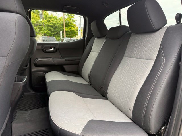 Used 2020 Toyota Tacoma 4x4 Double Cab image 26