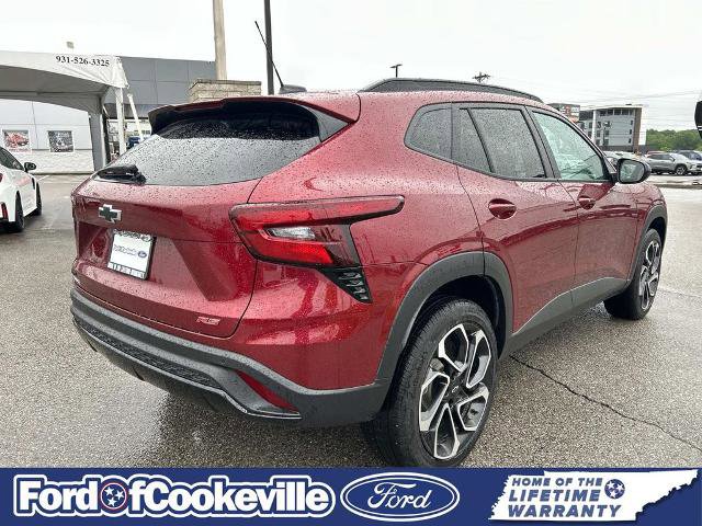 Used 2025 Chevrolet Trax RS w/ Driver Confidence Package FWD image 4