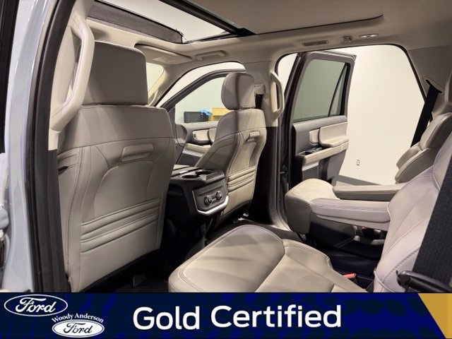 Certified 2025 Ford Expedition Active AWD/4WD image 24