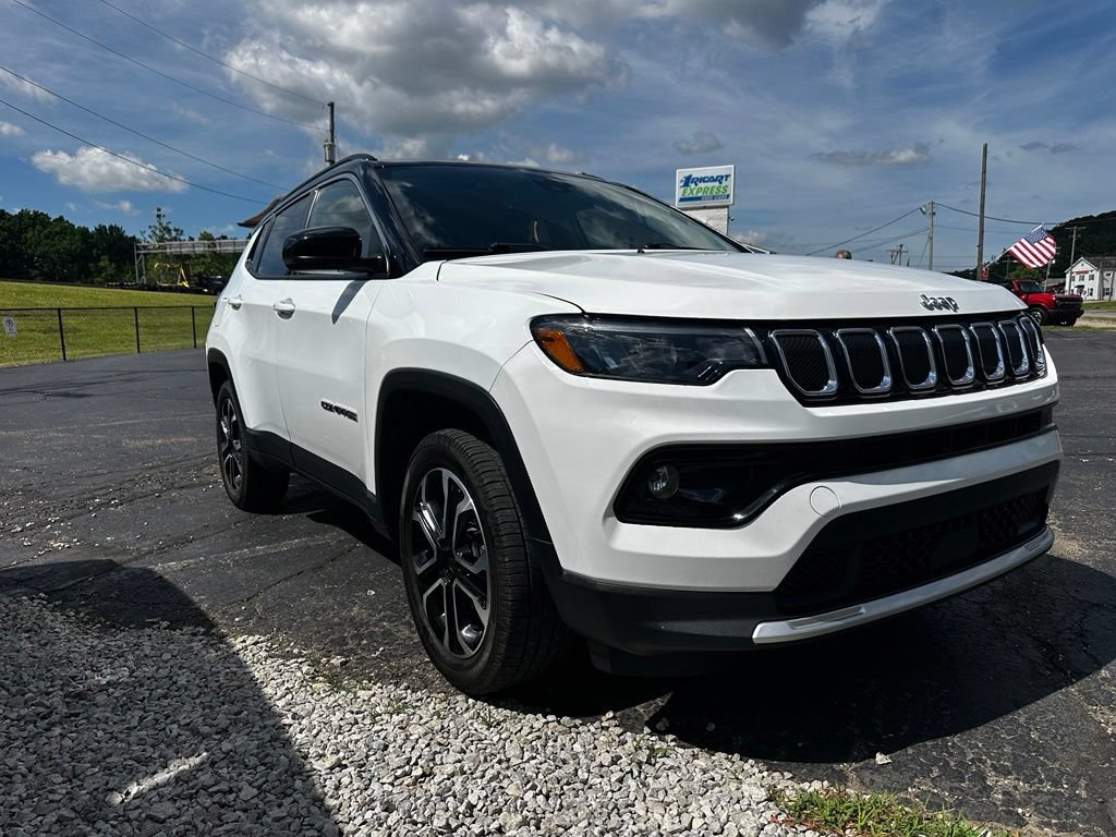Used 2022 Jeep Compass Limited AWD/4WD image 1
