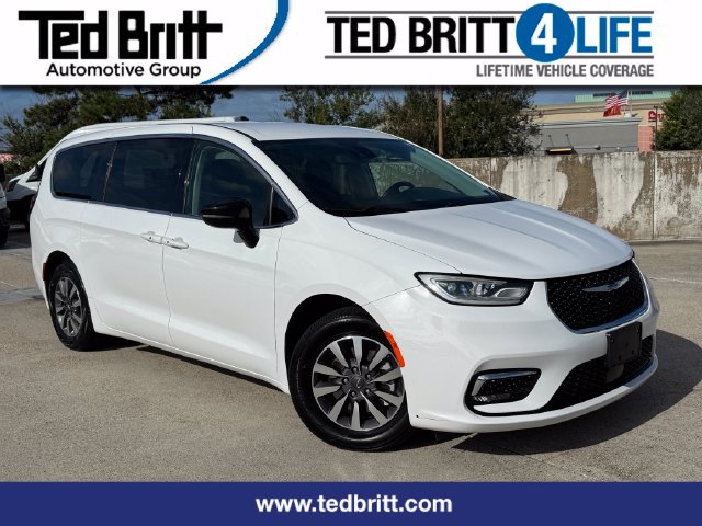 Used 2024 Chrysler Pacifica Limited