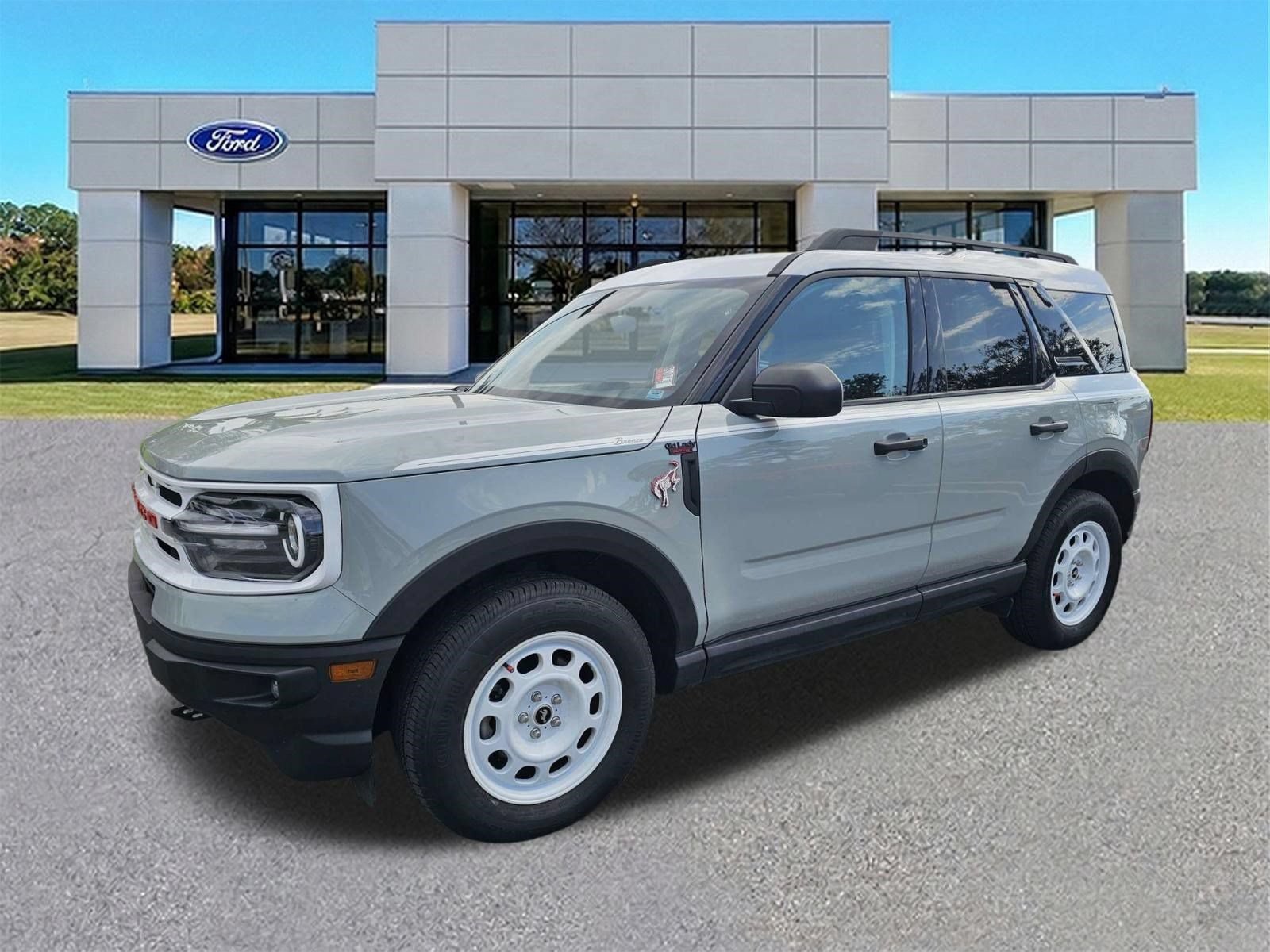 Certified 2024 Ford Bronco Sport Heritage w/ Heritage Convenience Package AWD/4WD image 9