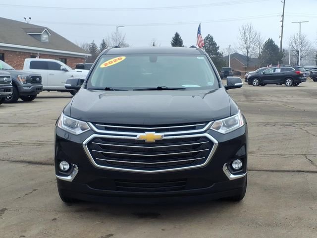 Used 2020 Chevrolet Traverse LT image 2