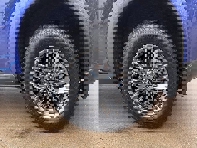 Used 2023 Nissan Rogue S image 6