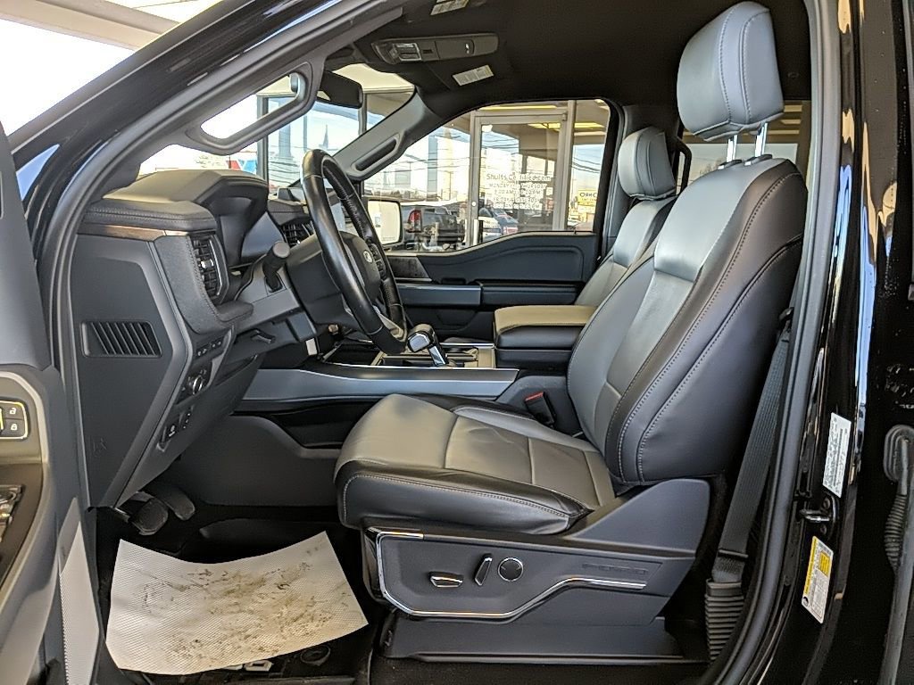 Certified 2022 Ford F150 Lightning Lariat image 12