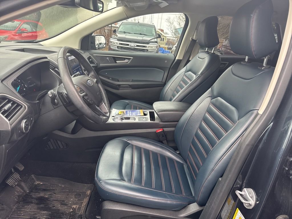Certified 2022 Ford Edge SEL w/ Sport Appearance Package image 10