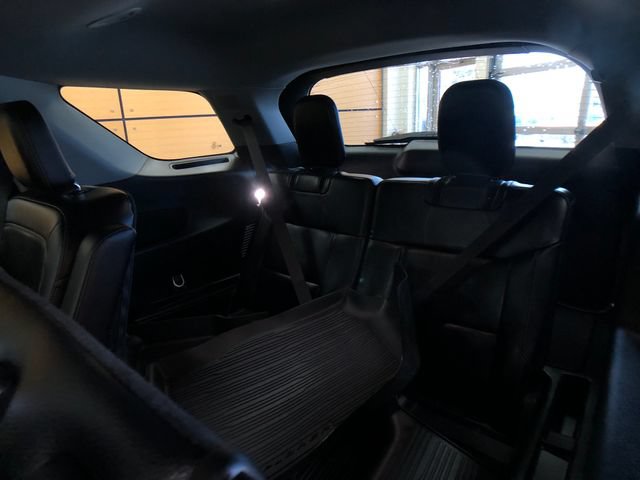 Certified 2023 Ford Explorer Limited w/ Limited Technology Package AWD/4WD image 22