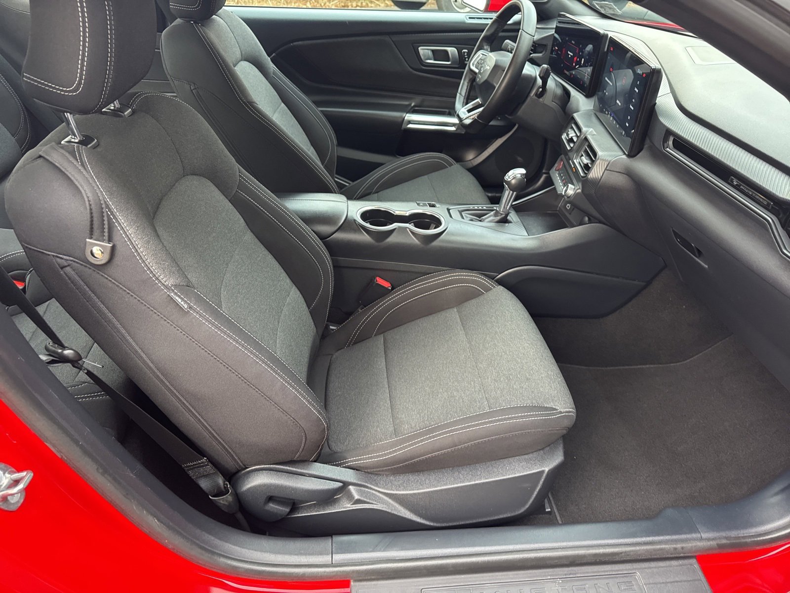 Certified 2024 Ford Mustang Coupe image 9