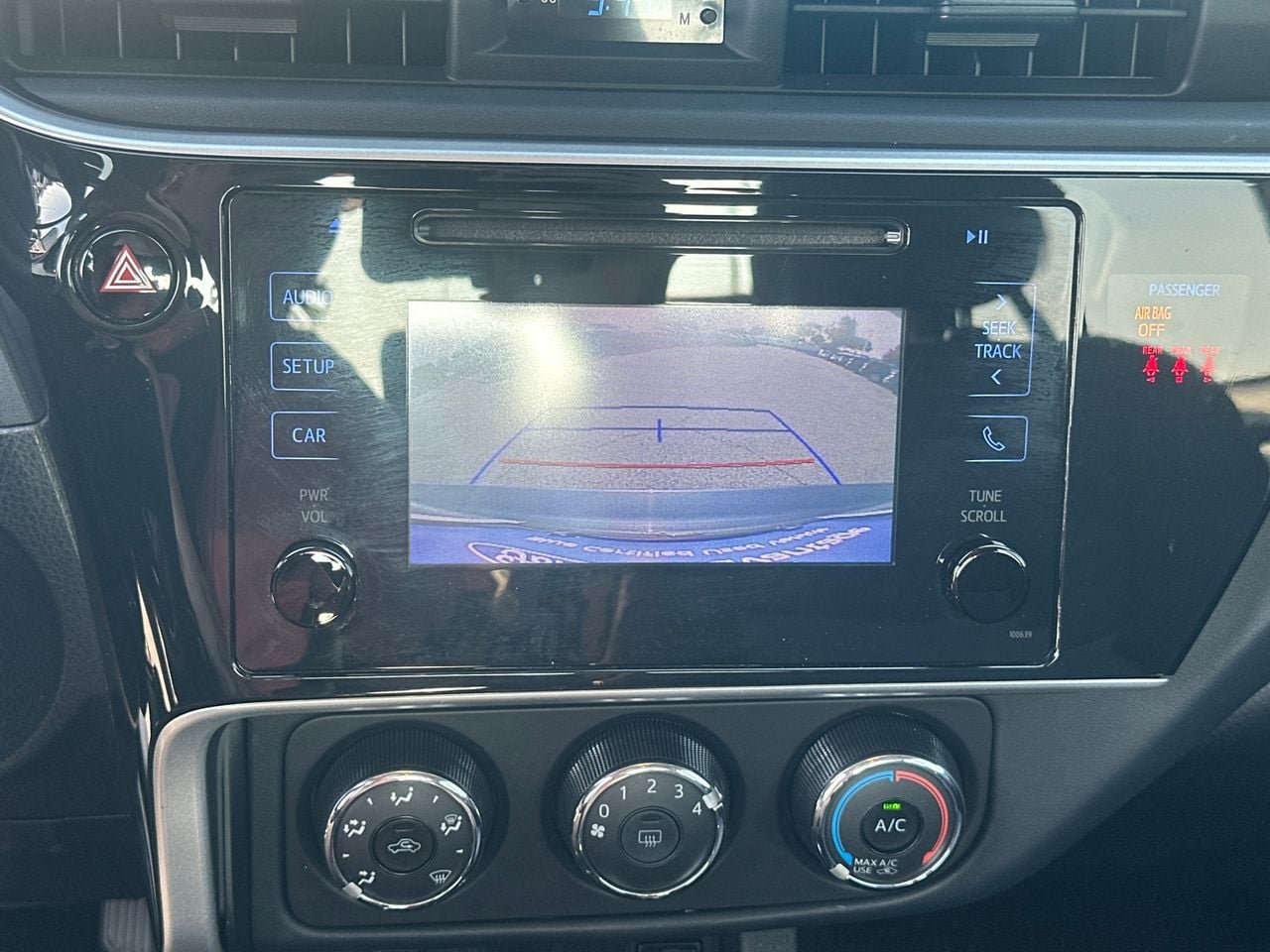 Used 2019 Toyota Corolla L FWD image 30