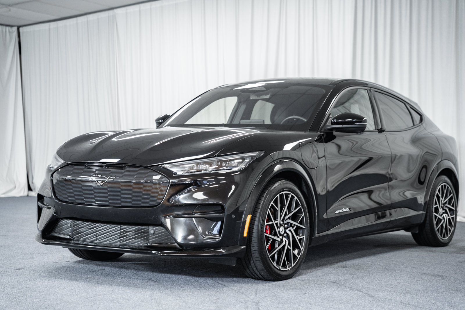 Certified 2023 Ford Mustang Mach-E GT w/ GT Performance Edition AWD/4WD image 3