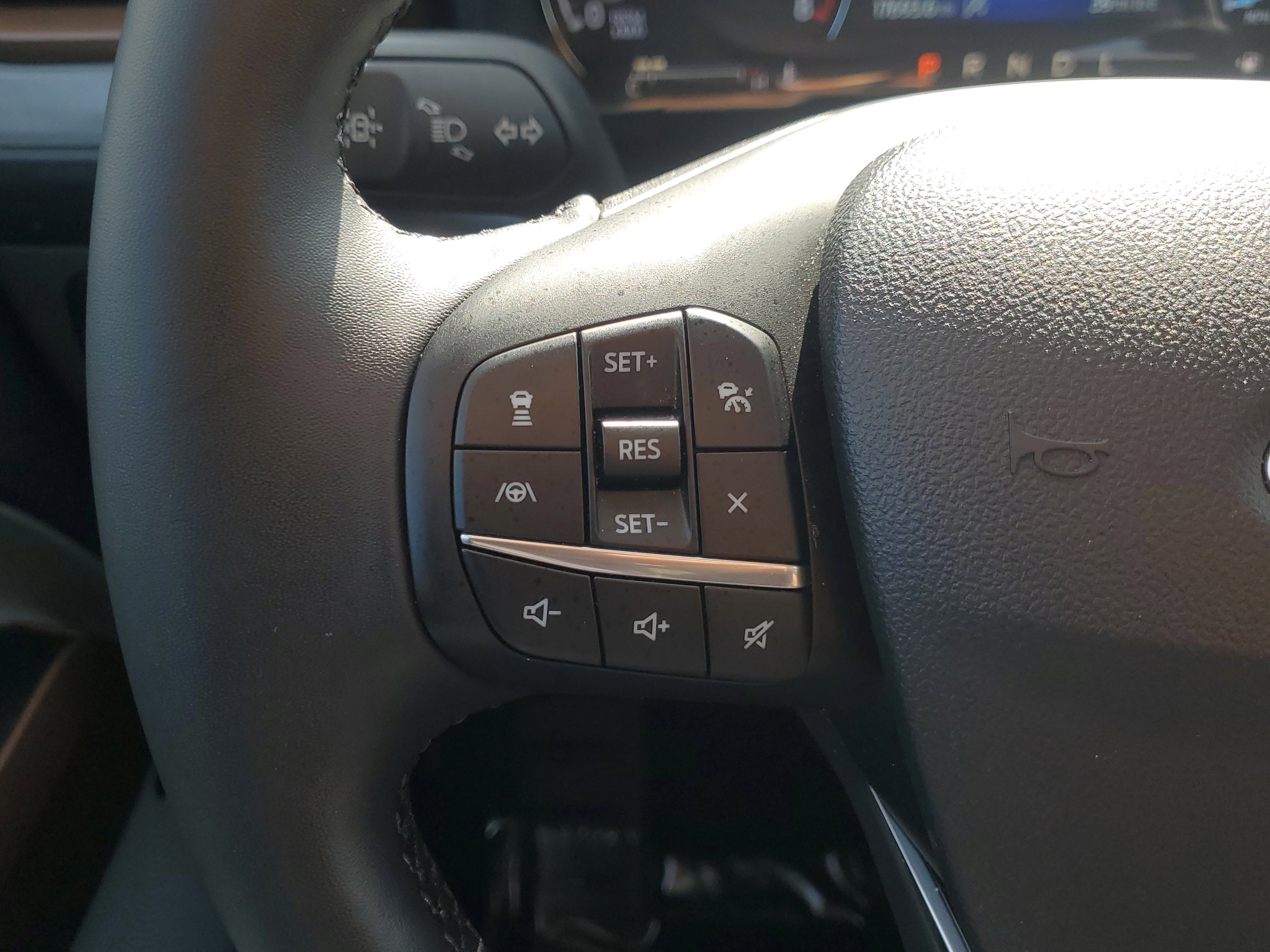 Certified 2024 Ford Maverick Lariat image 24