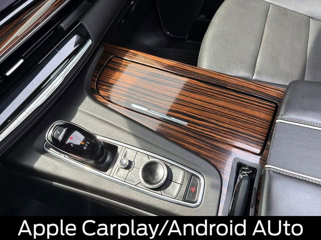 Used 2024 Cadillac Escalade ESV Premium Luxury w/ Performance Package AWD/4WD image 21