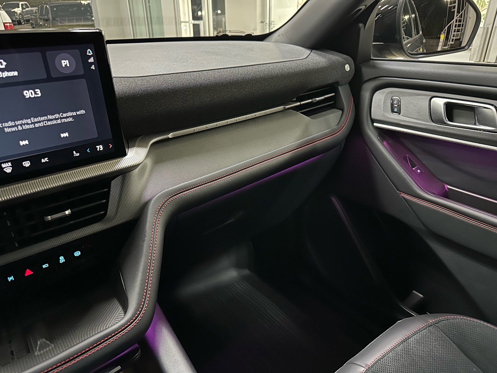 Certified 2025 Ford Explorer ST image 36