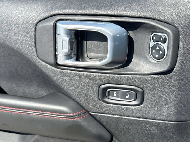 Used 2024 Jeep Gladiator Rubicon AWD/4WD image 13