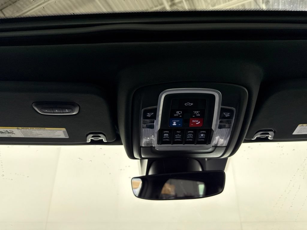 Used 2021 RAM 1500 Limited AWD/4WD image 37