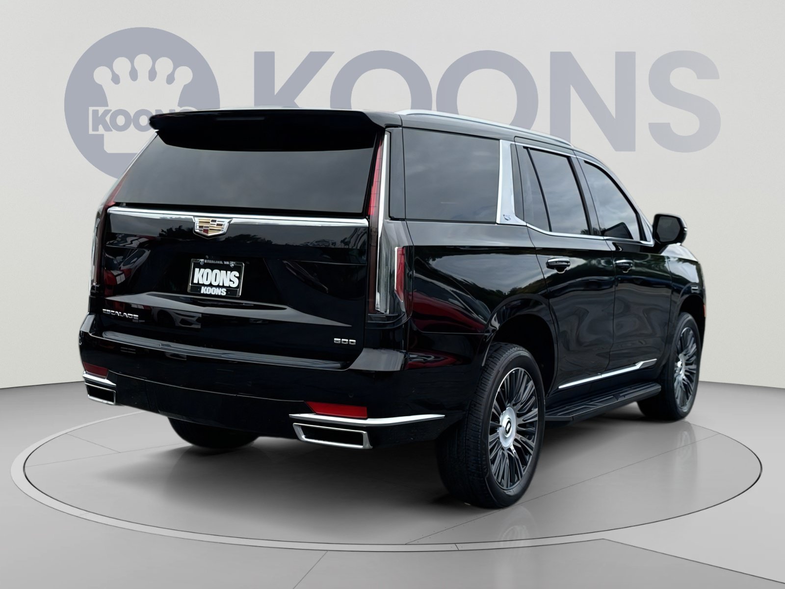 Used 2022 Cadillac Escalade Premium Luxury AWD/4WD image 11