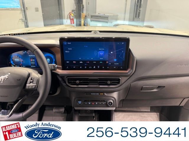 Certified 2025 Ford Bronco Sport Outer Banks w/ Outer Banks Tech Package+ AWD/4WD image 15