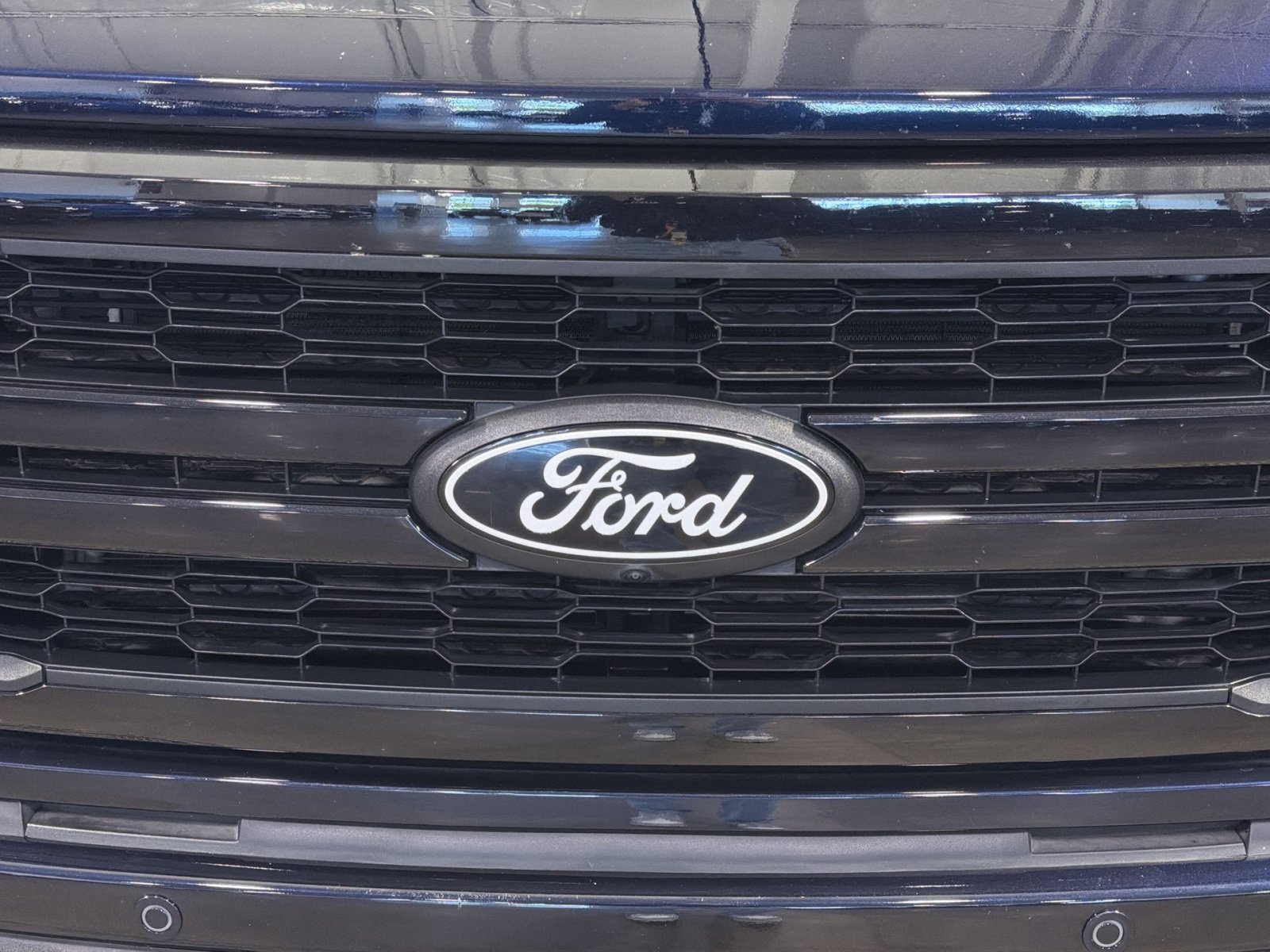 Certified 2025 Ford F150 Lariat w/ Equipment Group 501A Mid AWD/4WD image 12
