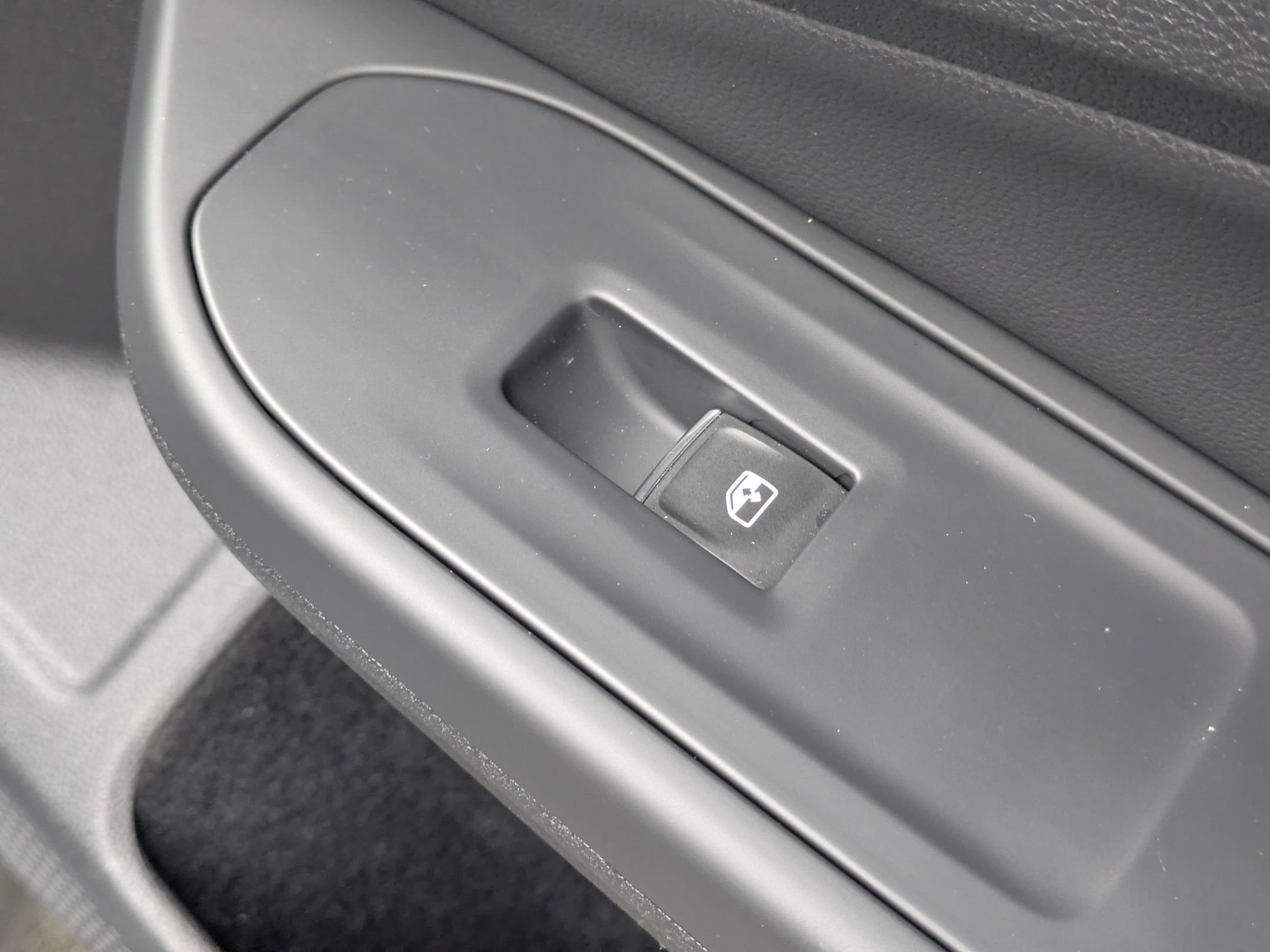 Used 2024 Volkswagen GTI Autobahn FWD image 37