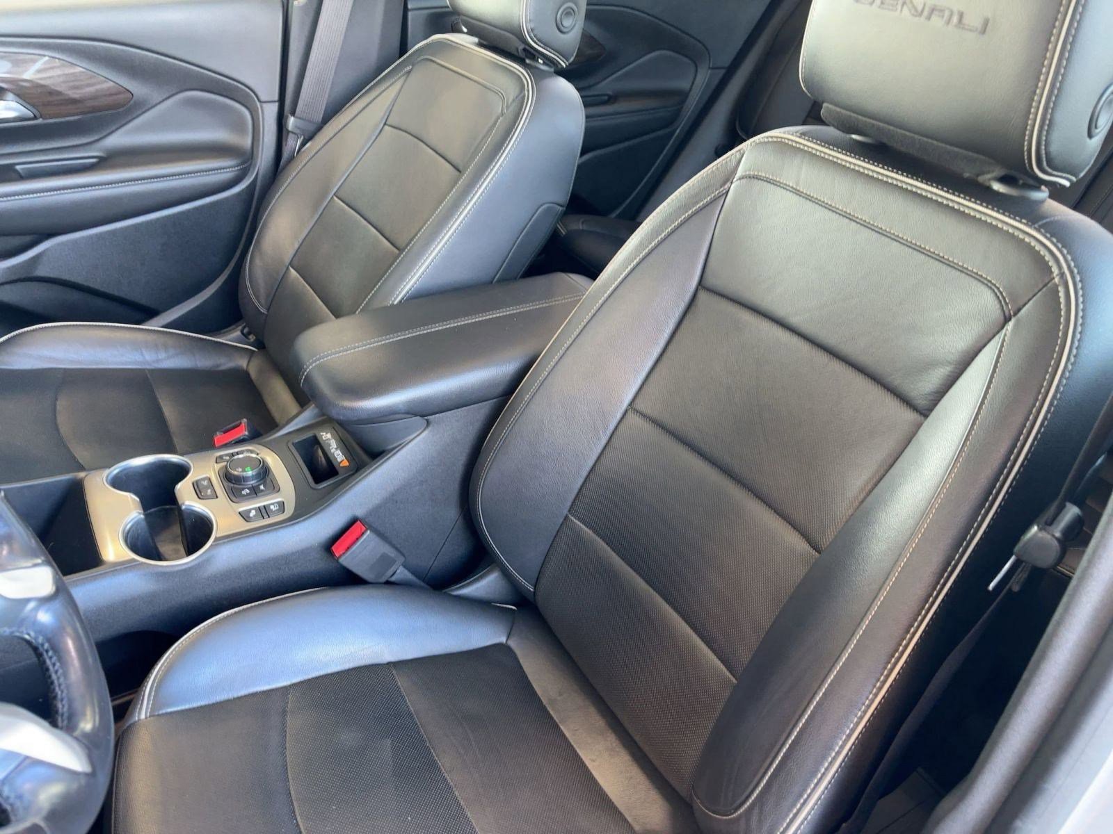 Used 2019 GMC Terrain Denali w/ Advanced Safety Package image 23