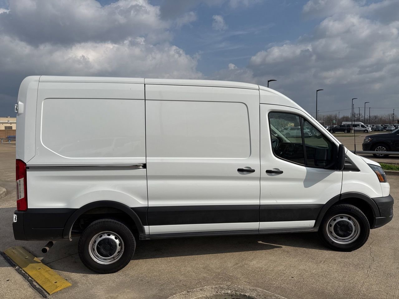 Certified 2023 Ford Transit 250 Medium Roof image 2