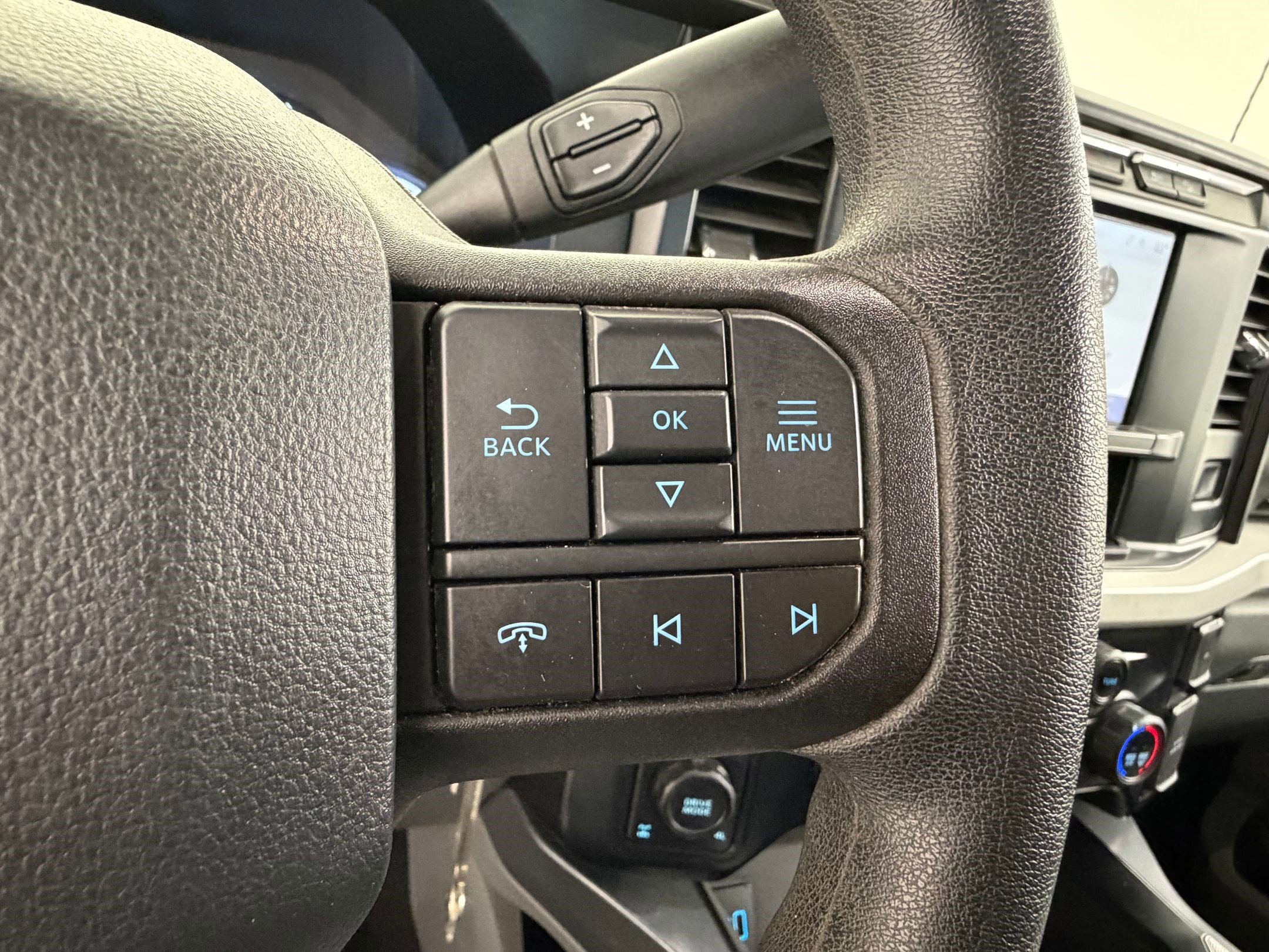 Certified 2024 Ford F350 XLT w/ FX4 Off-Road Package image 27