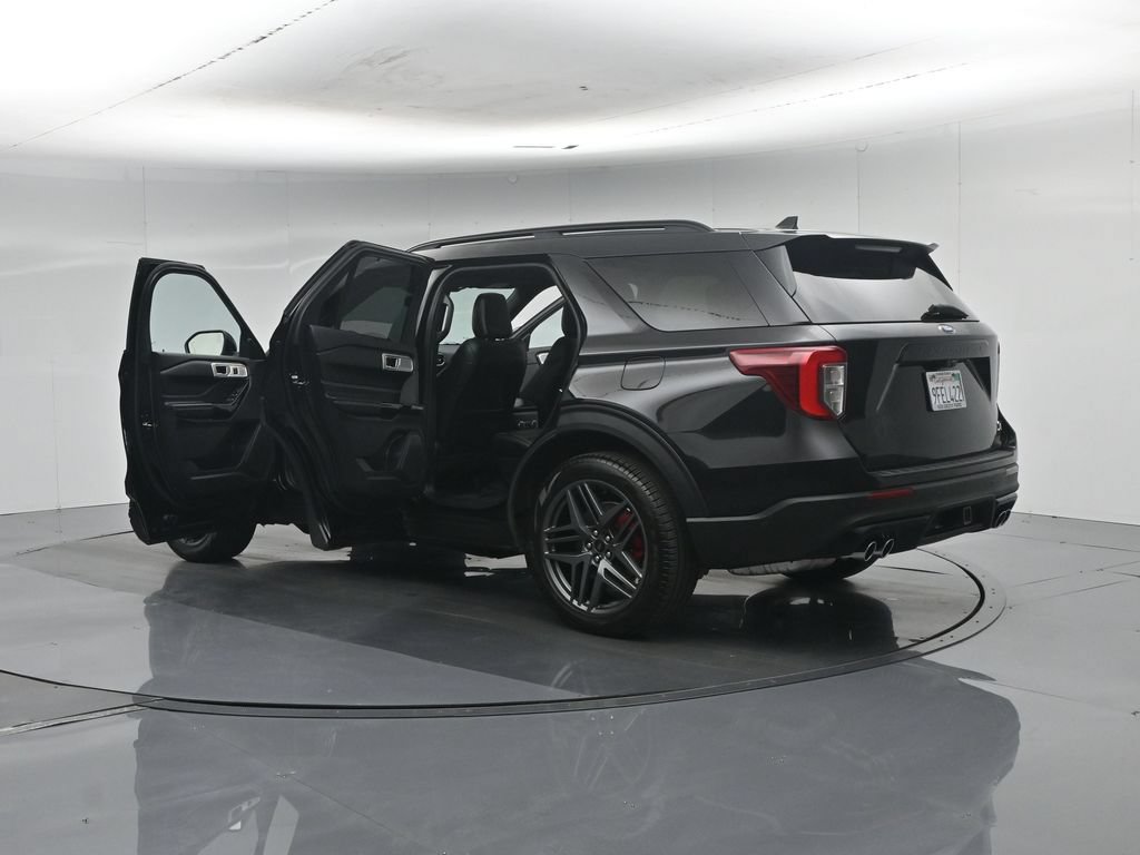 Certified 2023 Ford Explorer ST w/ Equipment Group 401A AWD/4WD image 39