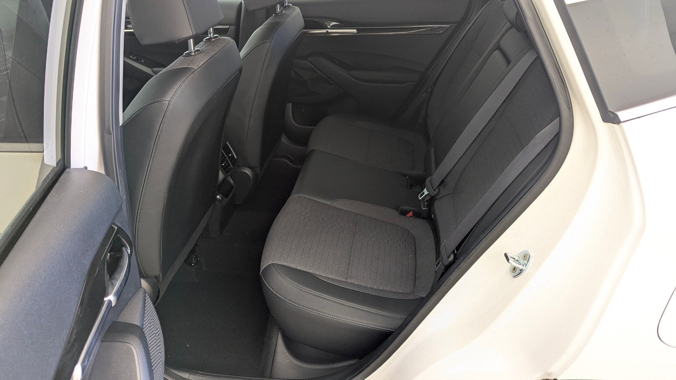 Used 2023 Kia Seltos S image 13