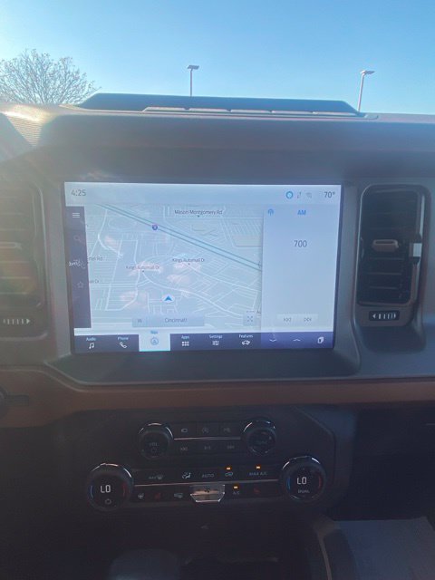 Certified 2024 Ford Bronco Outer Banks w/ Sasquatch Package AWD/4WD image 11