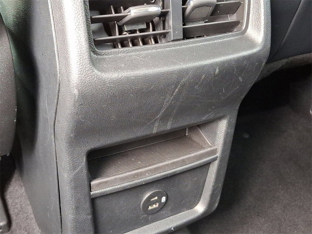 Certified 2022 Ford Edge SEL image 11