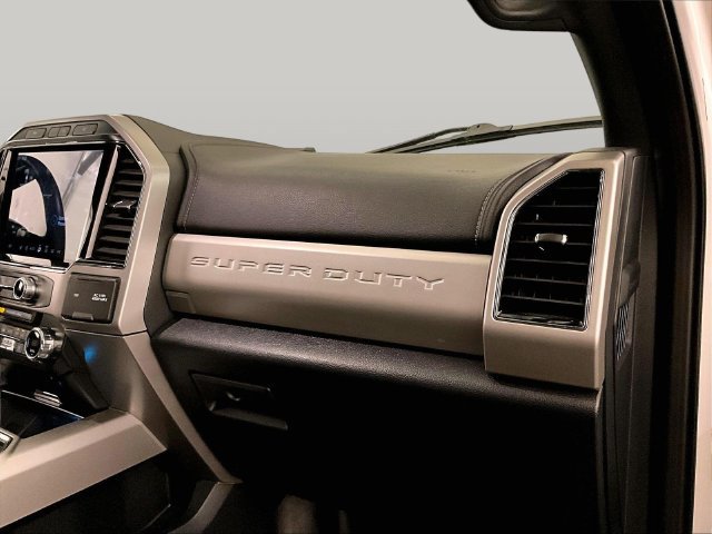 Certified 2022 Ford F250 Lariat w/ Black Appearance Package AWD/4WD image 15