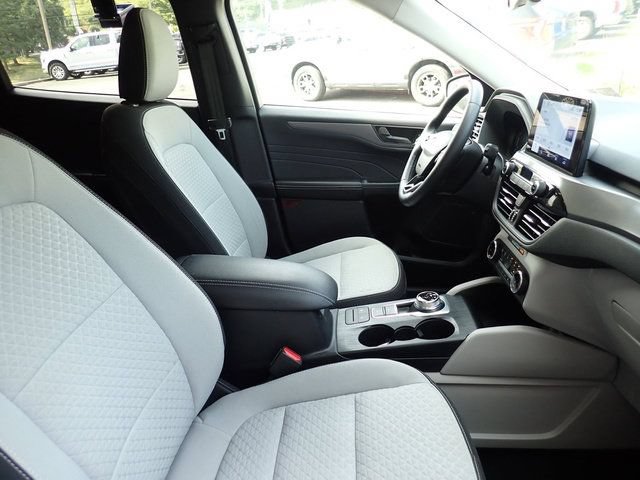 Certified 2023 Ford Escape Active AWD/4WD image 10