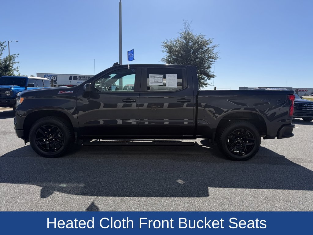 Used 2022 Chevrolet Silverado 1500 RST w/ Z71 Off-Road Package AWD/4WD image 3