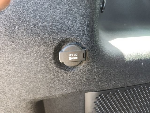 Used 2020 Dodge Journey Crossroad FWD image 26