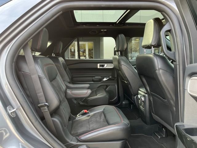 Certified 2022 Ford Explorer ST-Line w/ Class IV Trailer Tow Package image 36