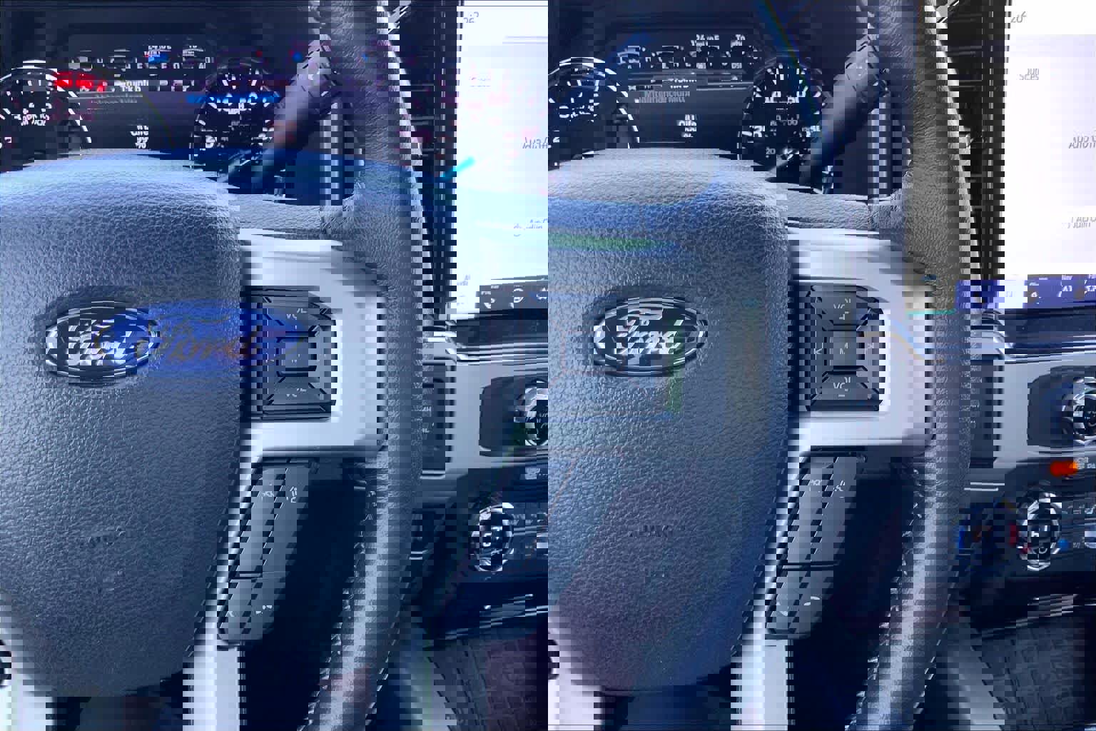 Certified 2022 Ford F250 Lariat w/ Tremor Off-Road Package image 25