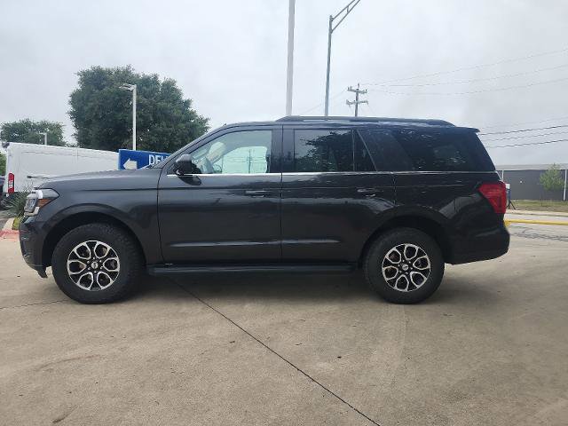 Certified 2024 Ford Expedition XLT AWD/4WD image 6