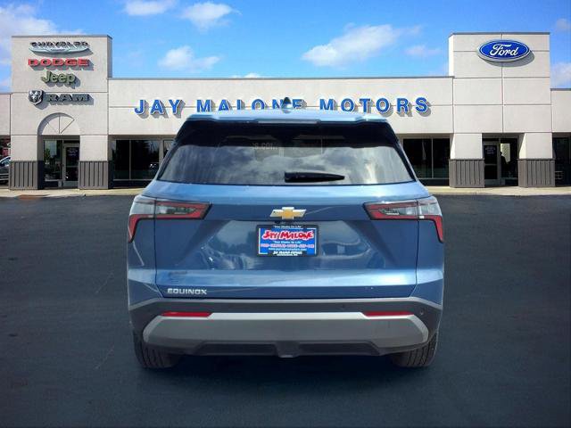 Used 2025 Chevrolet Equinox LT FWD image 3
