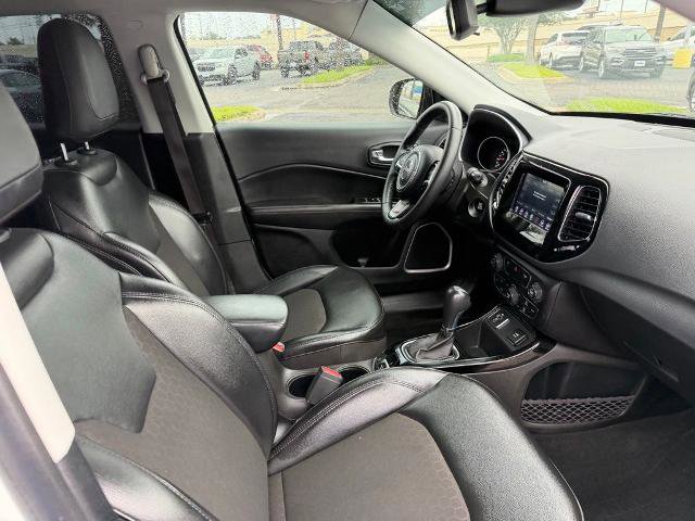 Used 2020 Jeep Compass Latitude FWD image 22